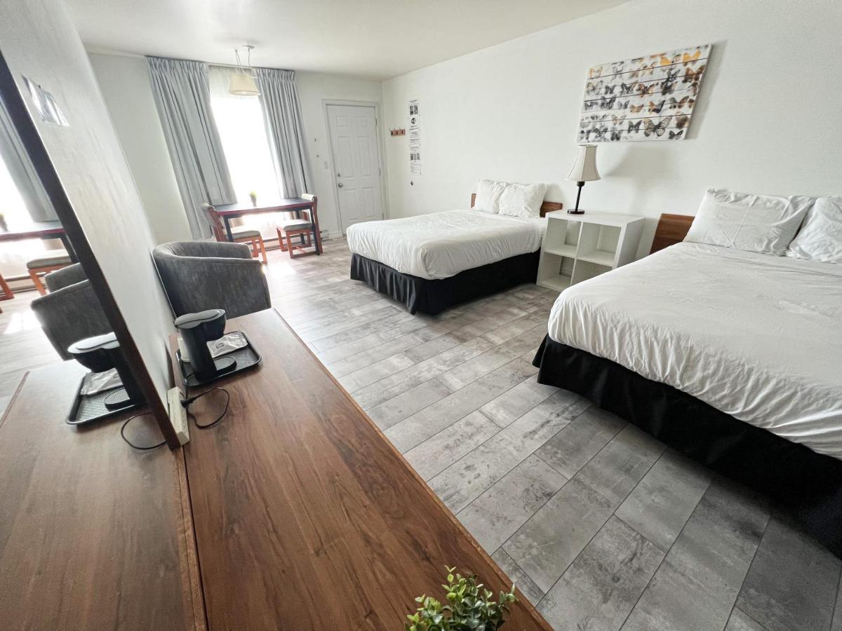 Auberge De Nos Aieux Les Eboulements Ngoại thất bức ảnh