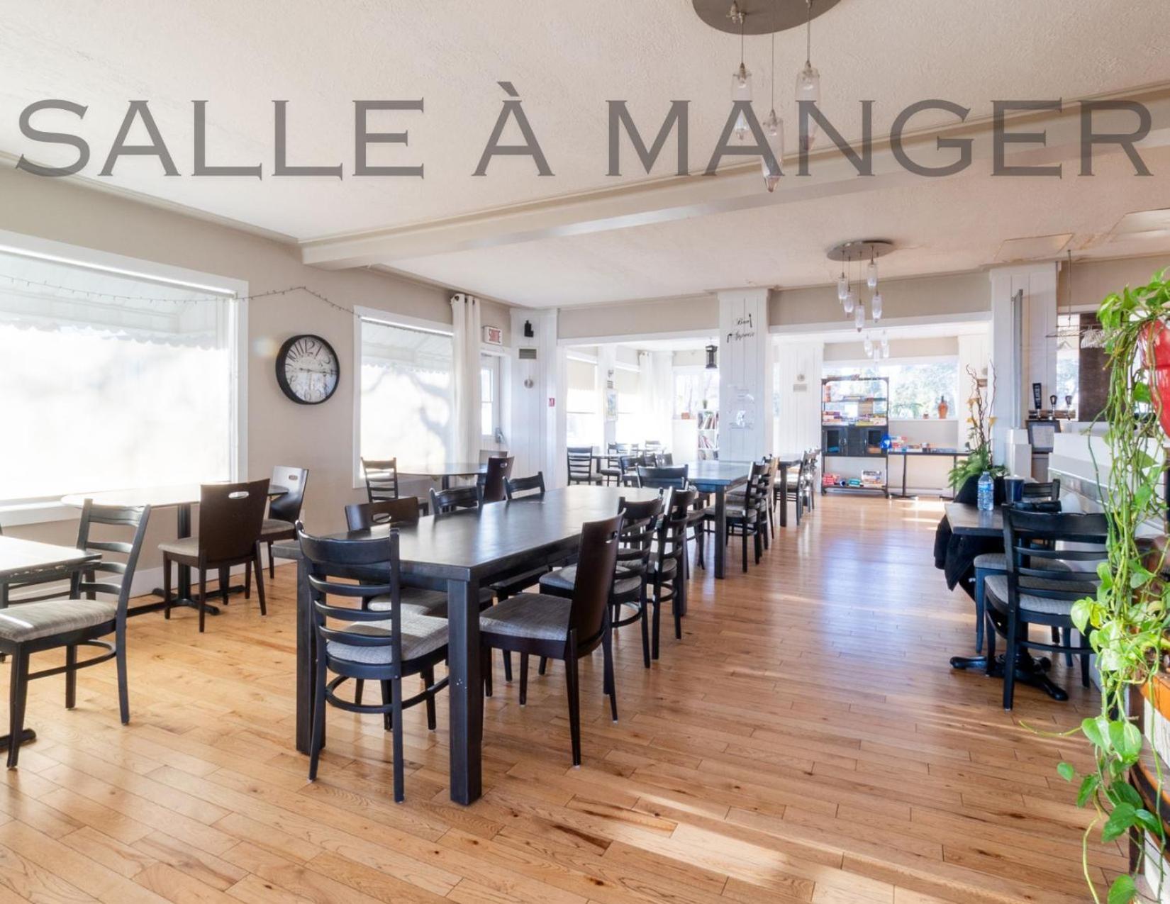 Auberge De Nos Aieux Les Eboulements Ngoại thất bức ảnh